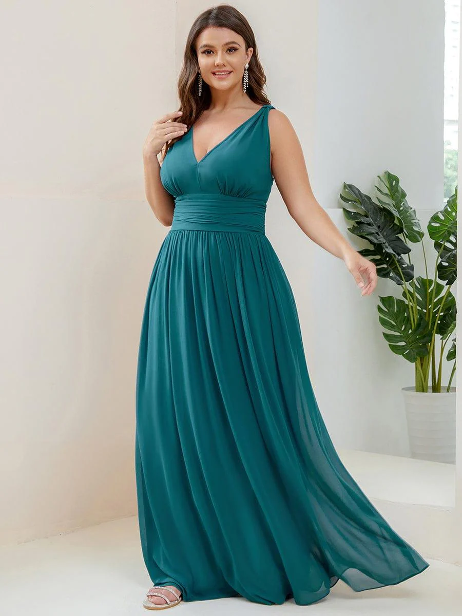 pretty HUSH|Plus Size Sleeveless V-Neck Chiffon Maxi Bridesmaid Dress - Image 24