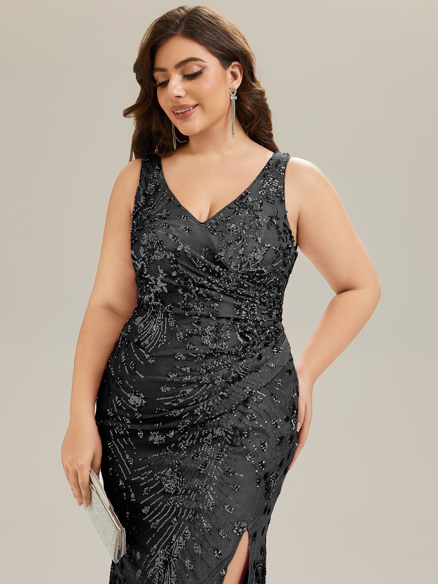 ever JUNIPER|Ruched Sequin Bodycon Evening Dress - Image 11