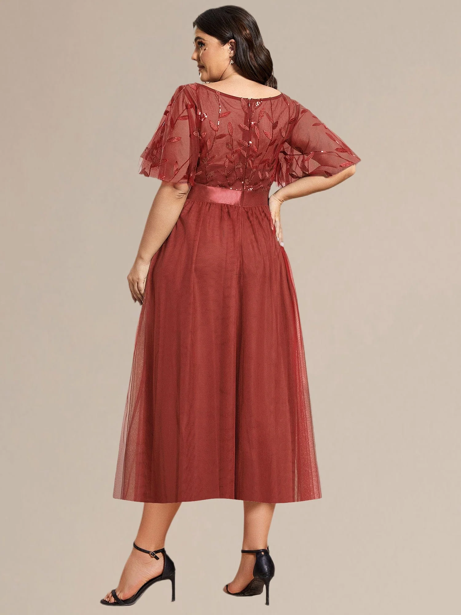 ever TAYLOR|Leaf Sequin Midi Wedding Guest Dress - Image 5